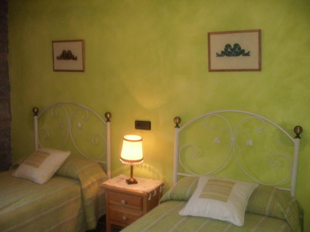 La Corralata Appartement Biescas  Kamer foto